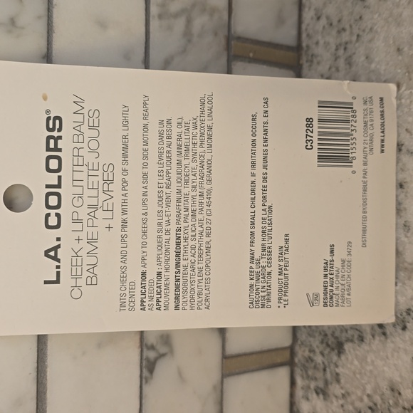 L.A. Colors Cheek + Lip Glitter Balm Jelly - Picture 3 of 3